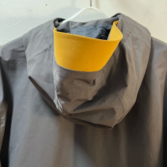 HOLDEN Two-Tone Hooded Jacket - Size L - NWOT - Picture 12 of 12